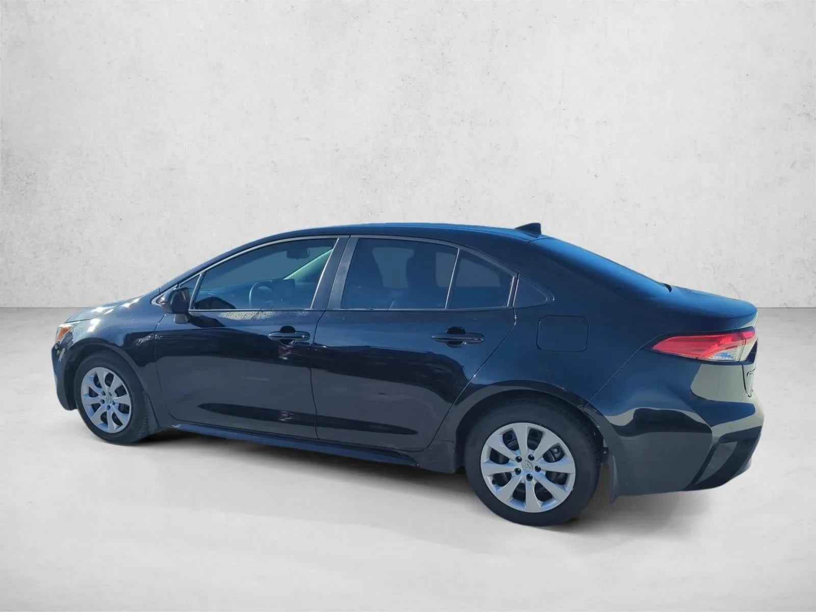 2025 Toyota Corolla LE CVT (Natl) photo 5