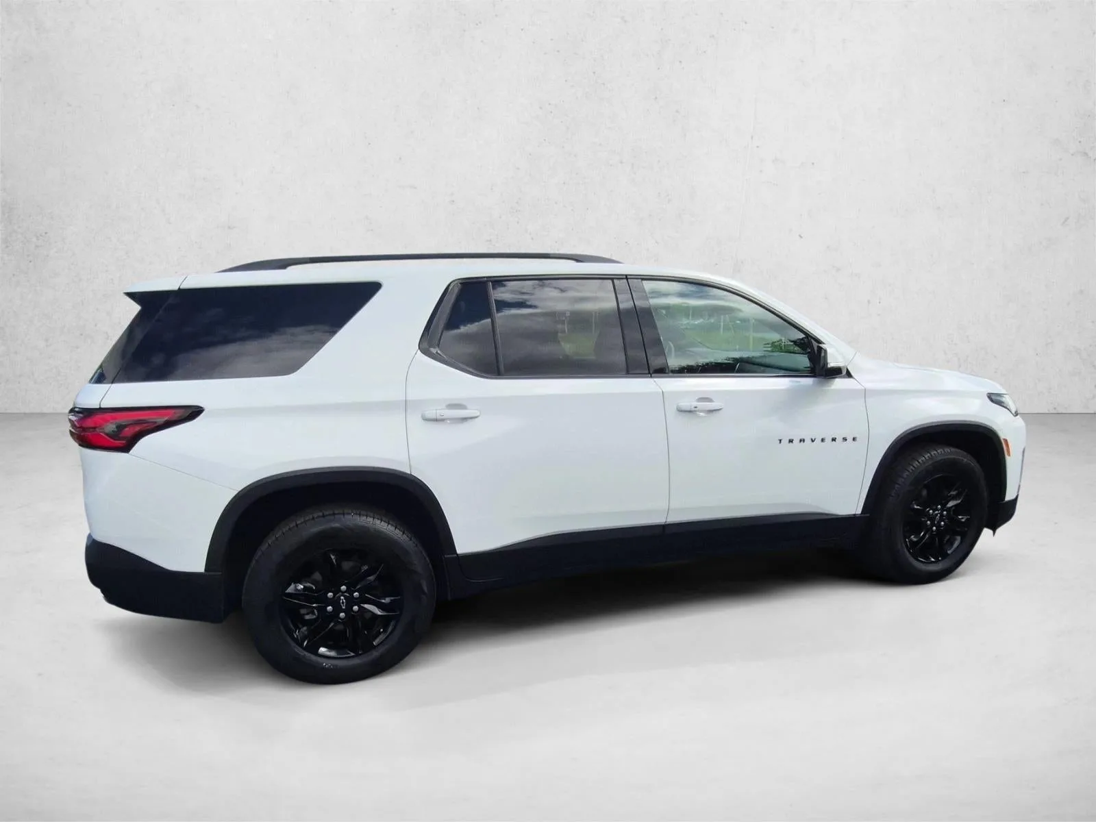 2023 Chevrolet Traverse LT Cloth photo 4