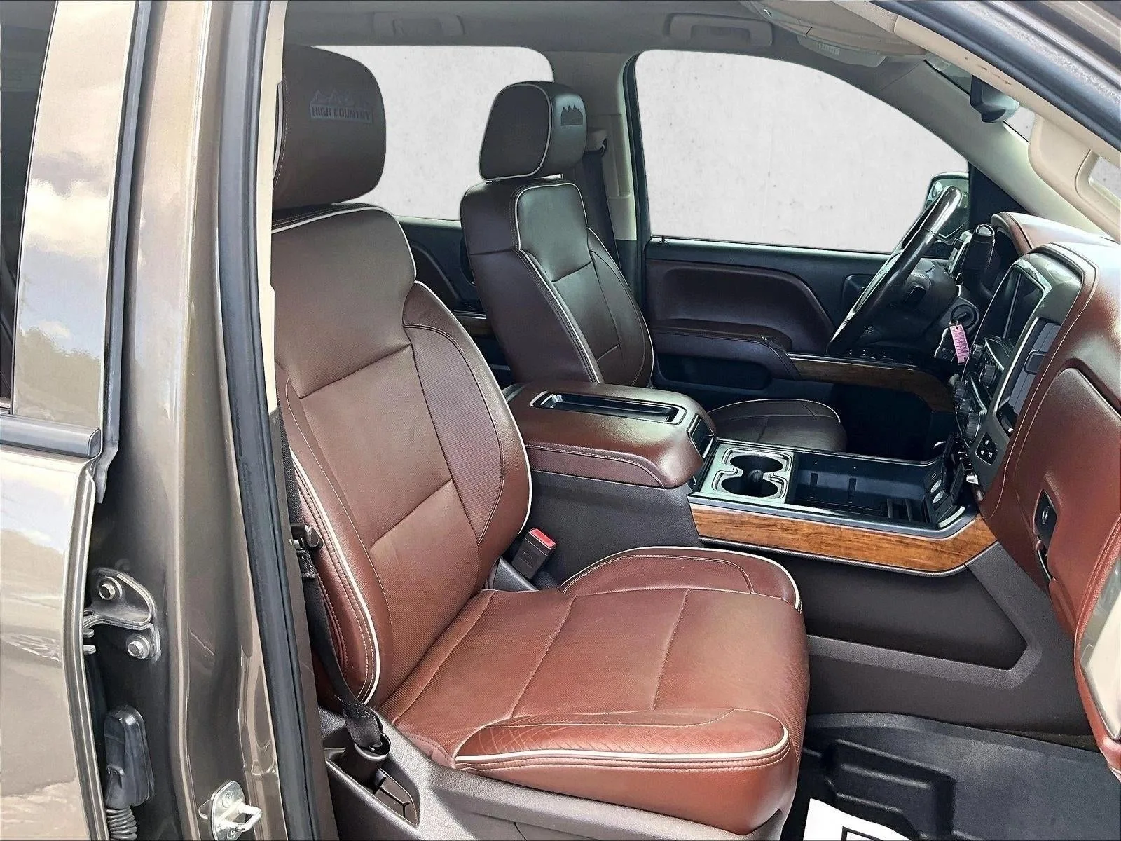 2014 Chevrolet Silverado 1500 High Country photo 7