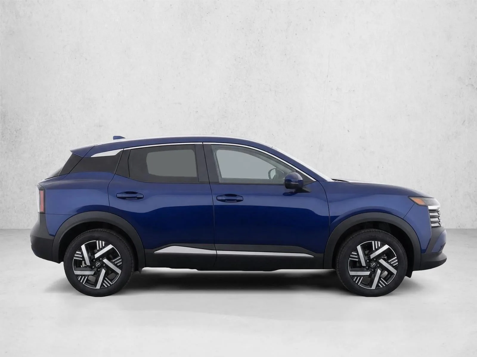 2025 Nissan Kicks SV FWD photo 8