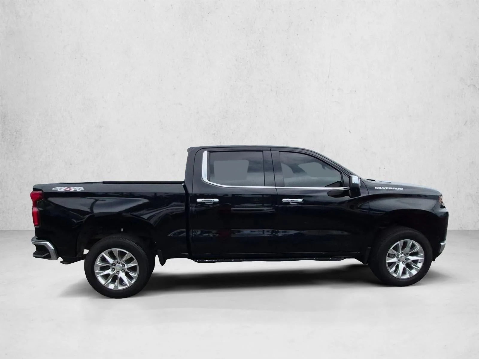 2022 Chevrolet Silverado 1500 LTD LTZ photo 4