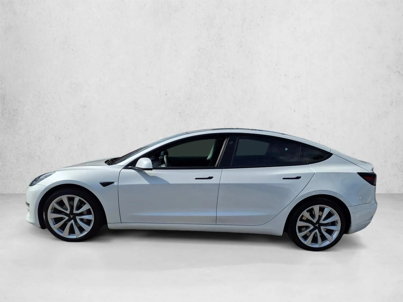 2020 Tesla Model 3 Long Range AWD photo 8