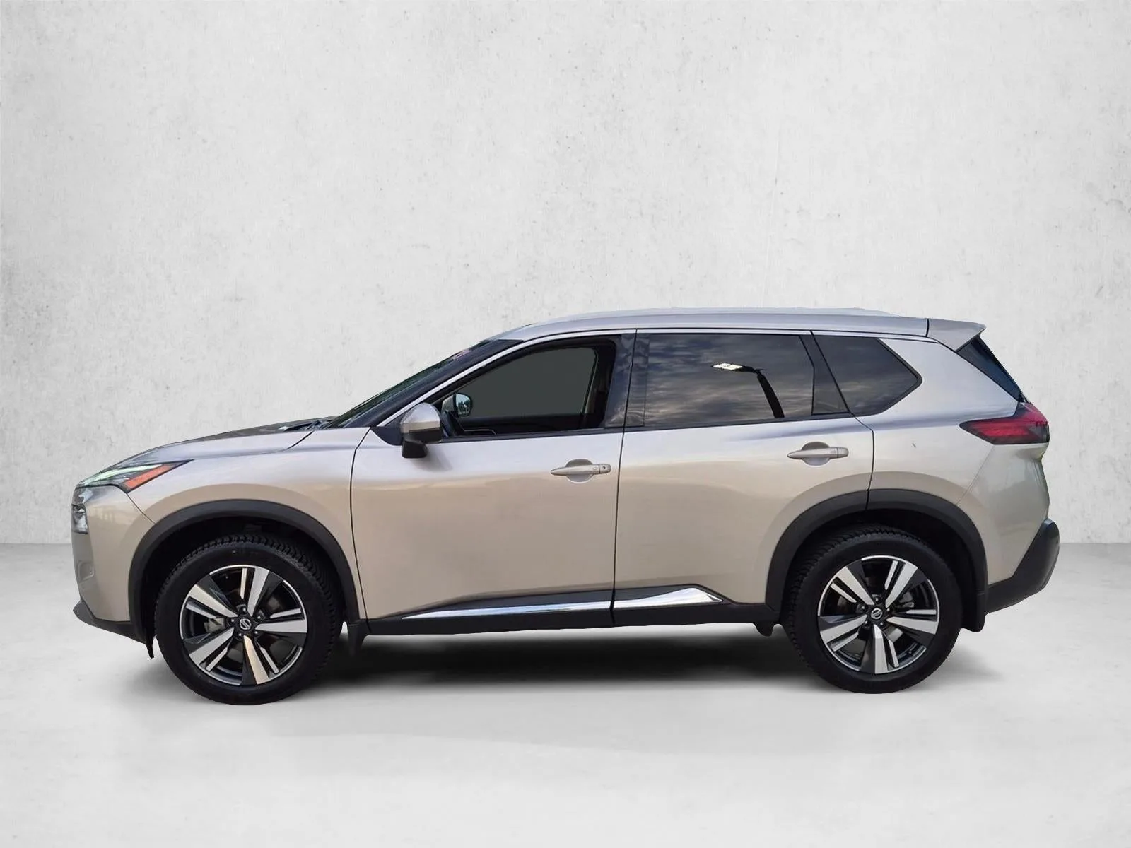 2021 Nissan Rogue FWD SL photo 8