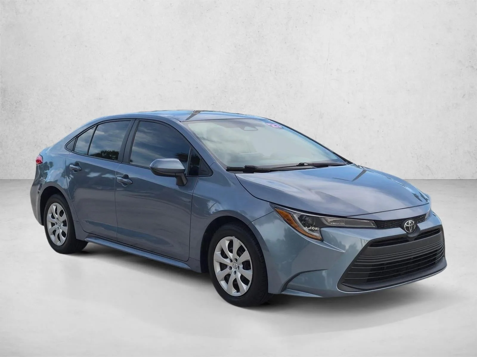 2023 Toyota Corolla LE CVT (Natl) photo 3