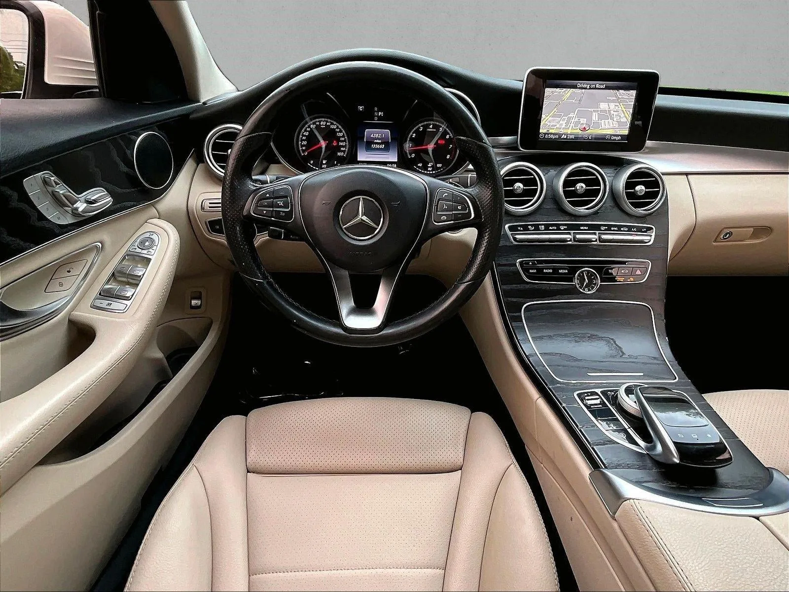 2016 Mercedes-Benz C-Class C 300 Sedan photo 7