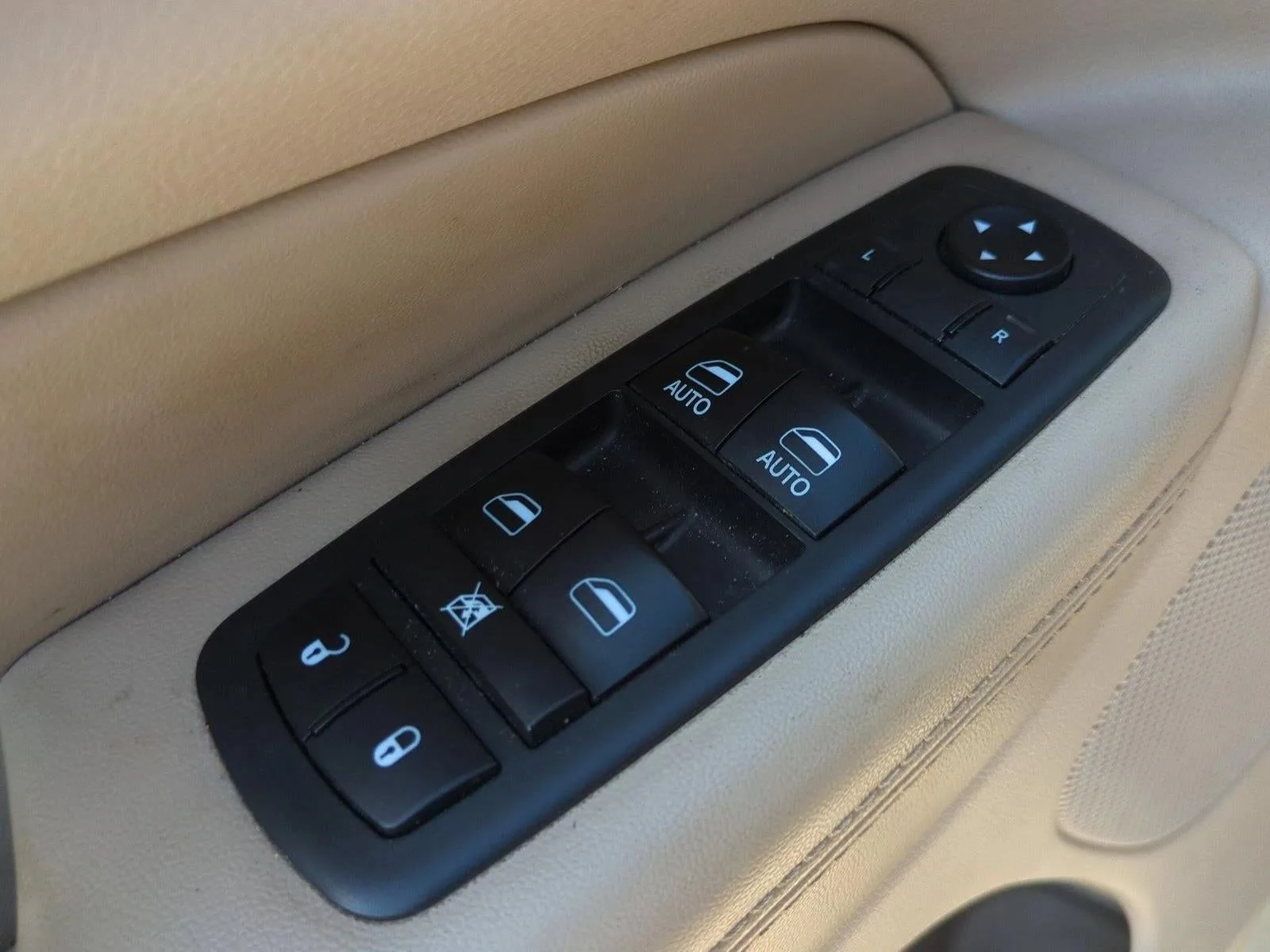 2018 Jeep Grand Cherokee Limited 4x4 photo 12