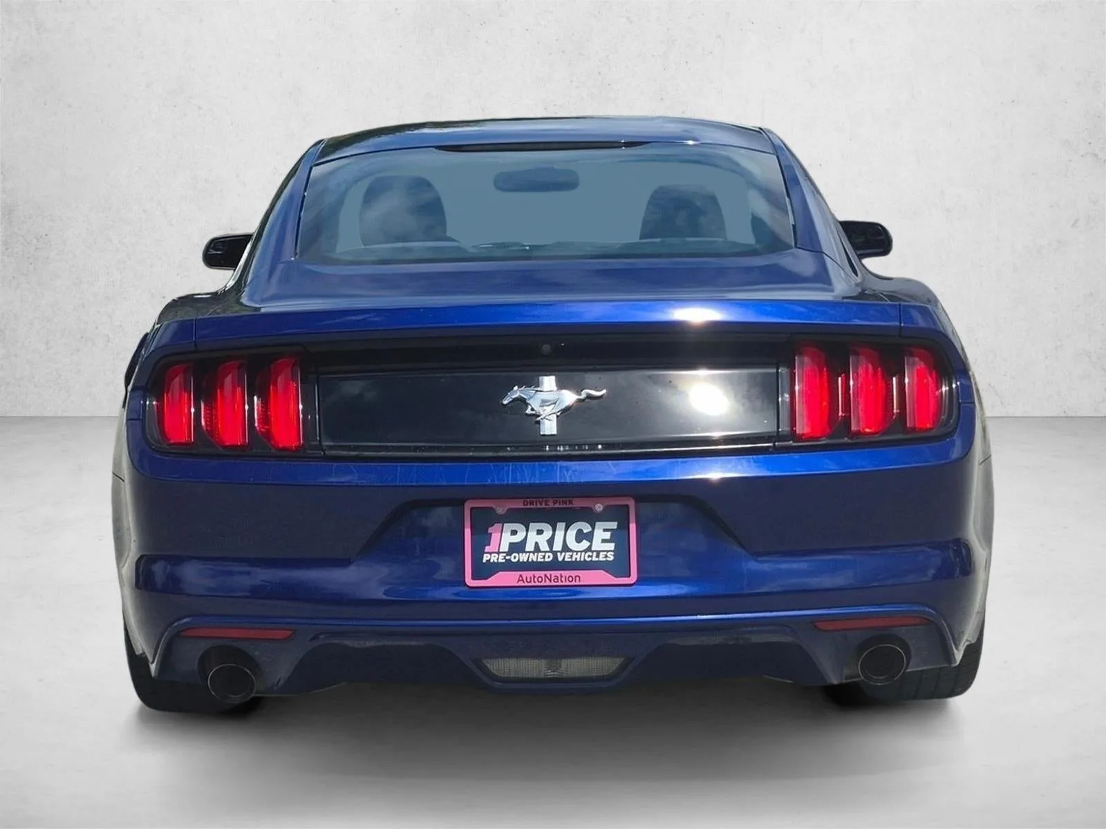 2016 Ford Mustang 2dr Fastback V6 photo 6