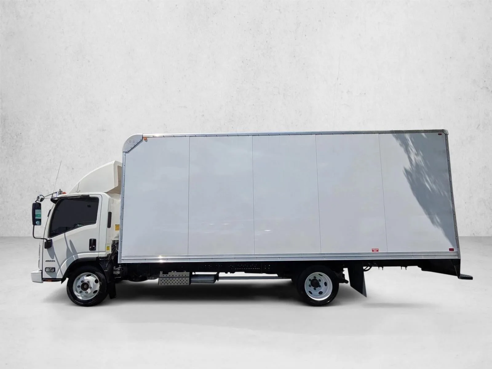 2023 Chevrolet Low Cab Forward 4500 HG 1WT photo 9