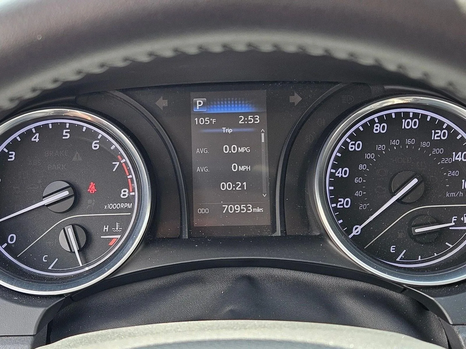 2020 Toyota Camry SE Auto (SE) photo 11