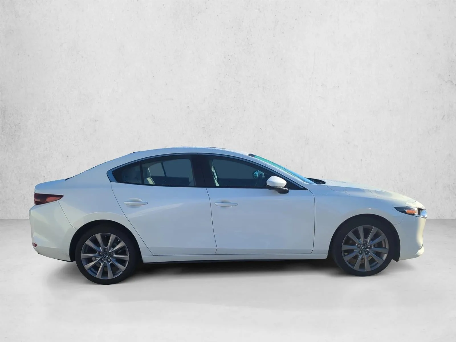 2023 Mazda Mazda3 Sedan 2.5 S Preferred FWD photo 4