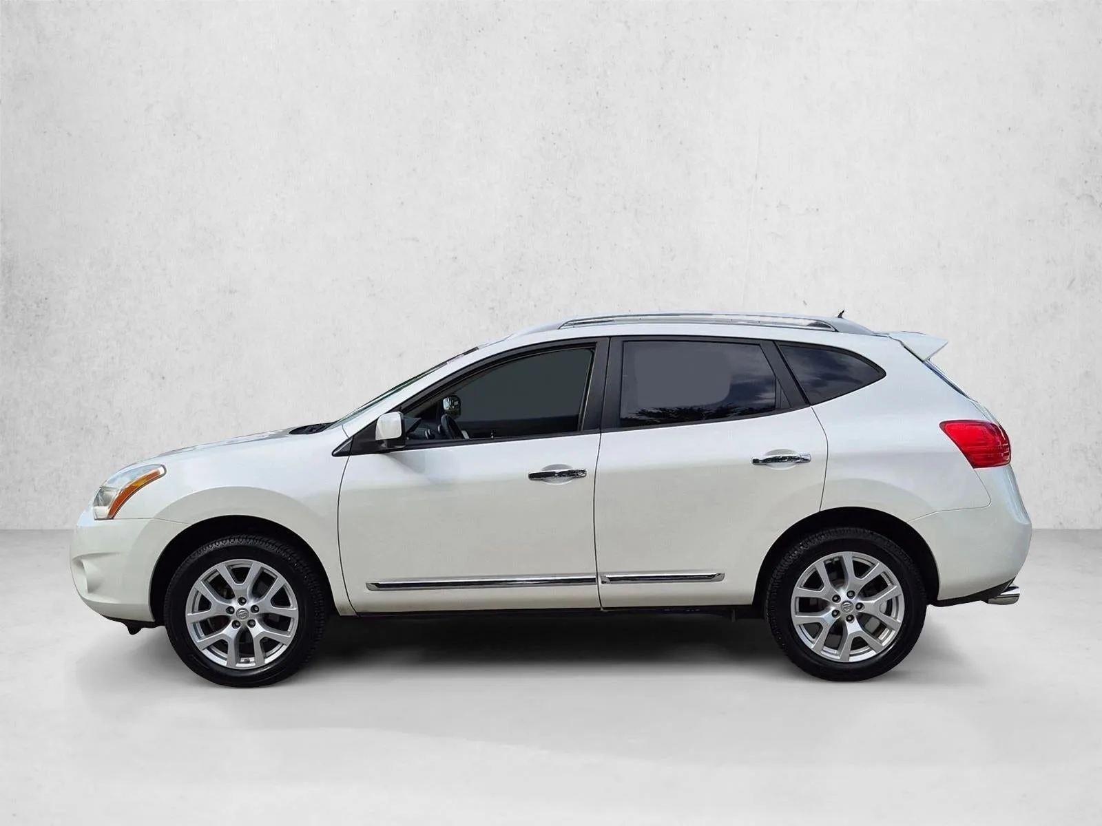 2012 Nissan Rogue AWD 4dr SL photo 9