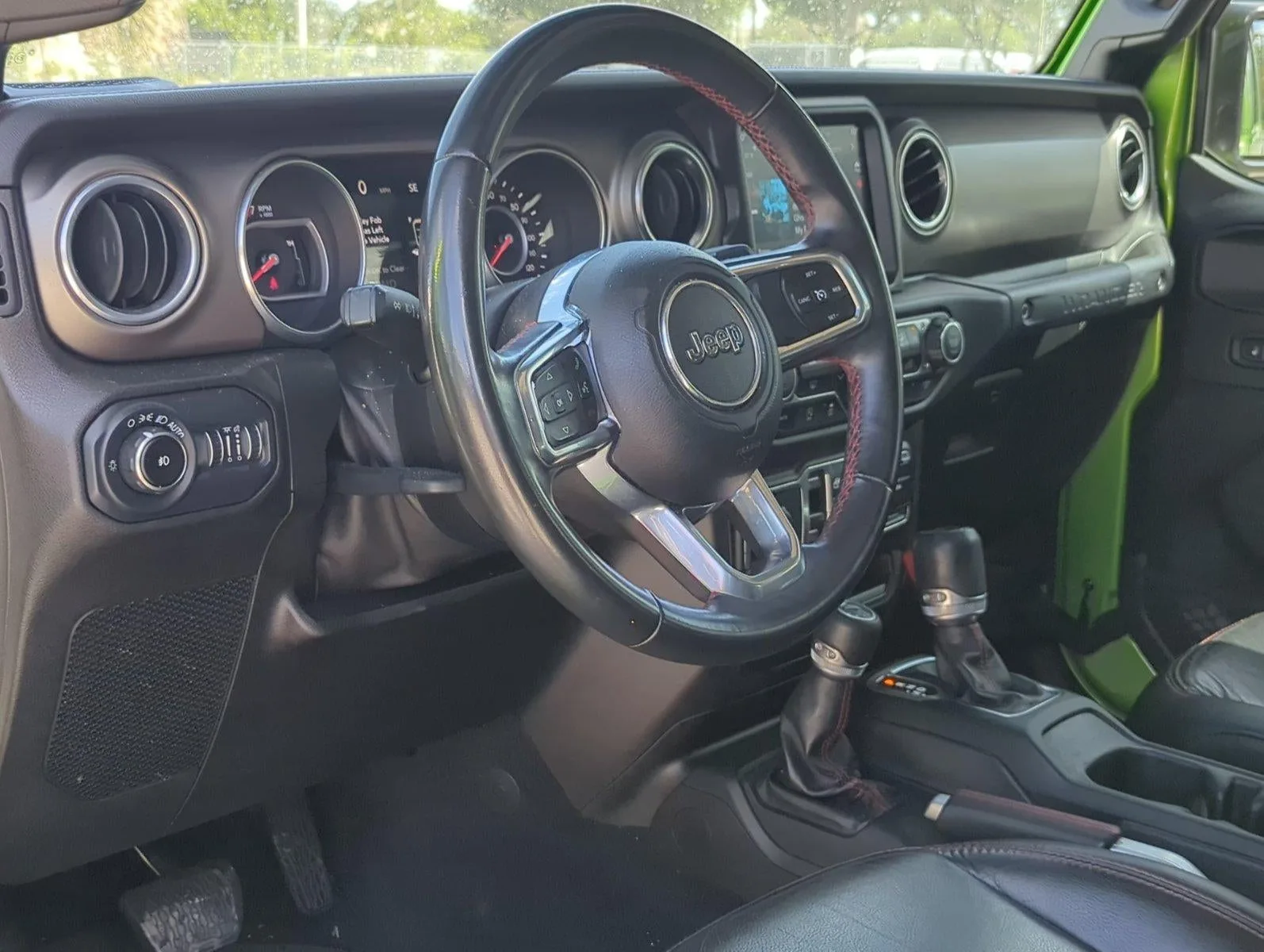2018 Jeep Wrangler Unlimited Rubicon 4x4 photo 8