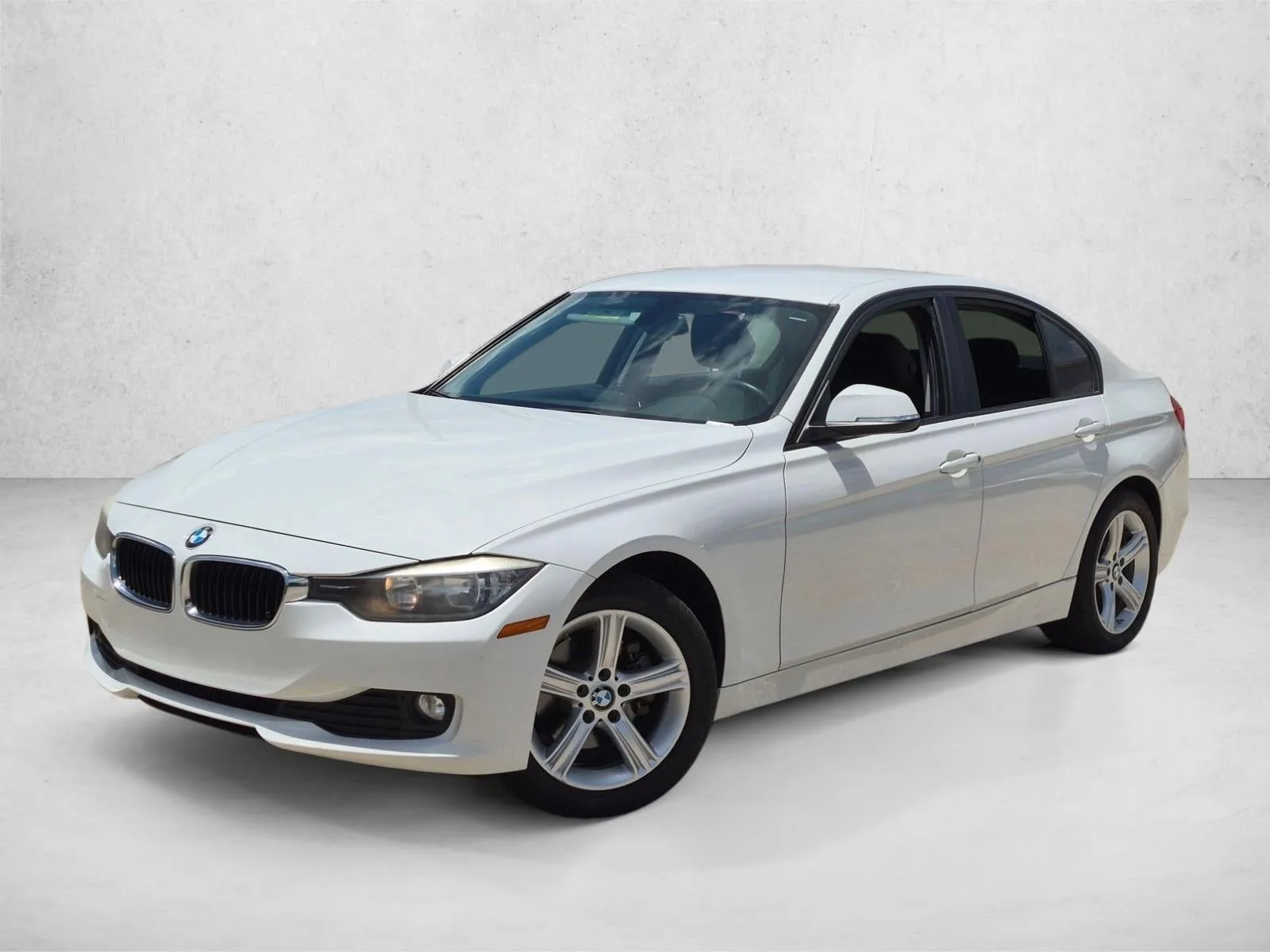 2015 BMW 320i