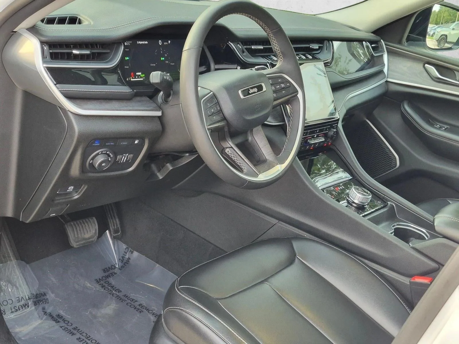 2024 Jeep Grand Cherokee 4xe 4x4 photo 9
