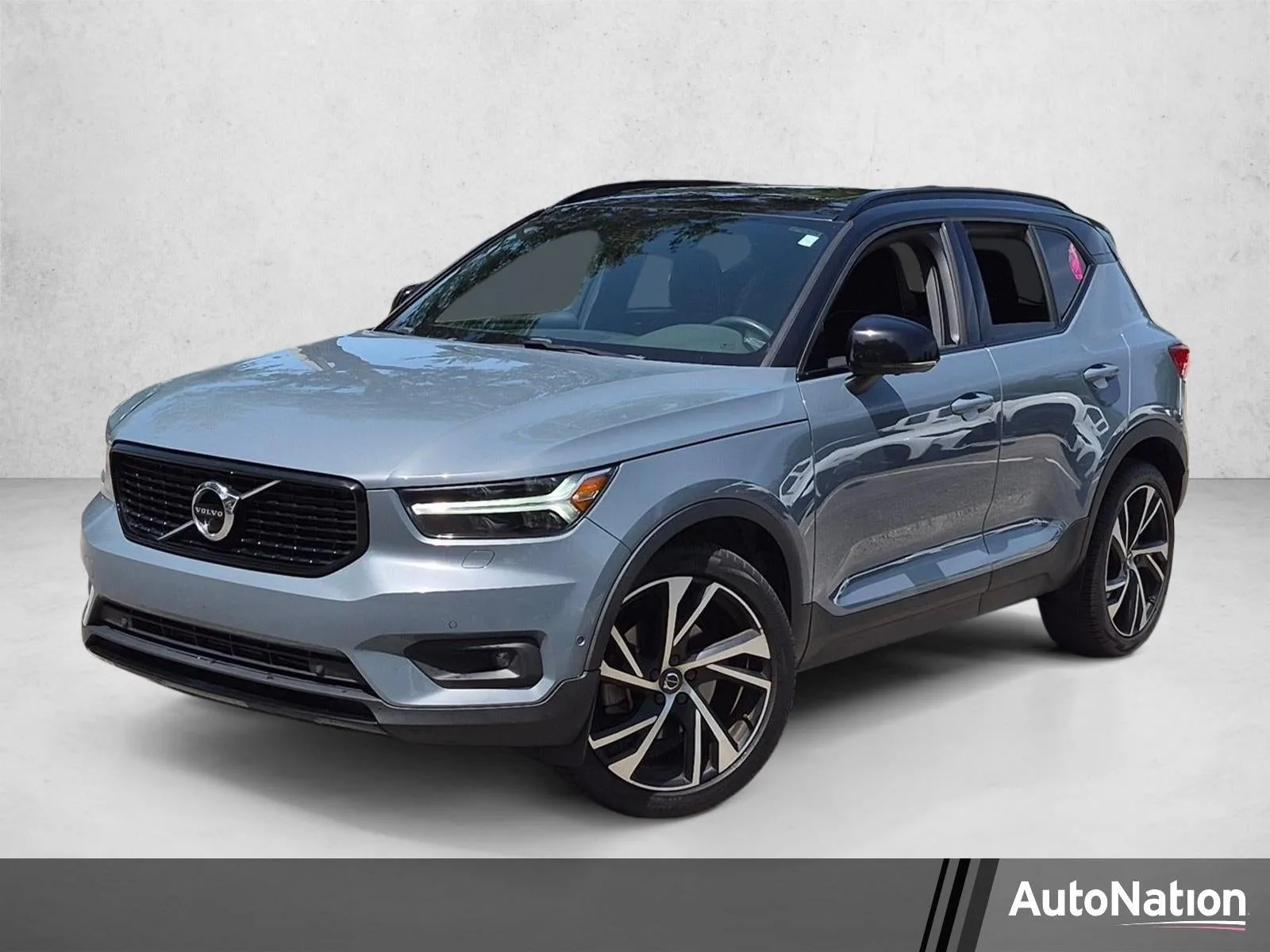 2022 Volvo XC40