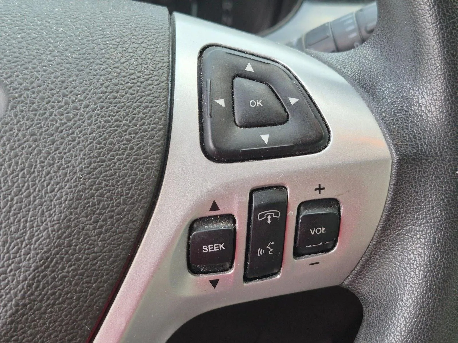 2014 Ford Edge SE photo 8