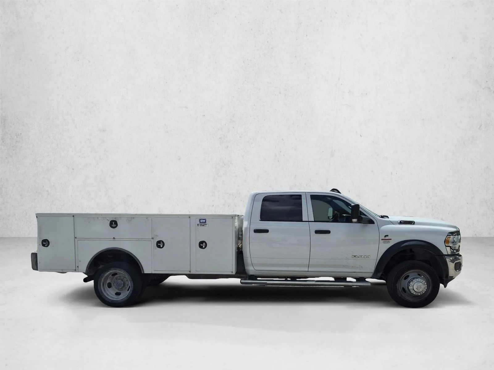 2022 RAM 5500 Chassis Cab Tradesman photo 4