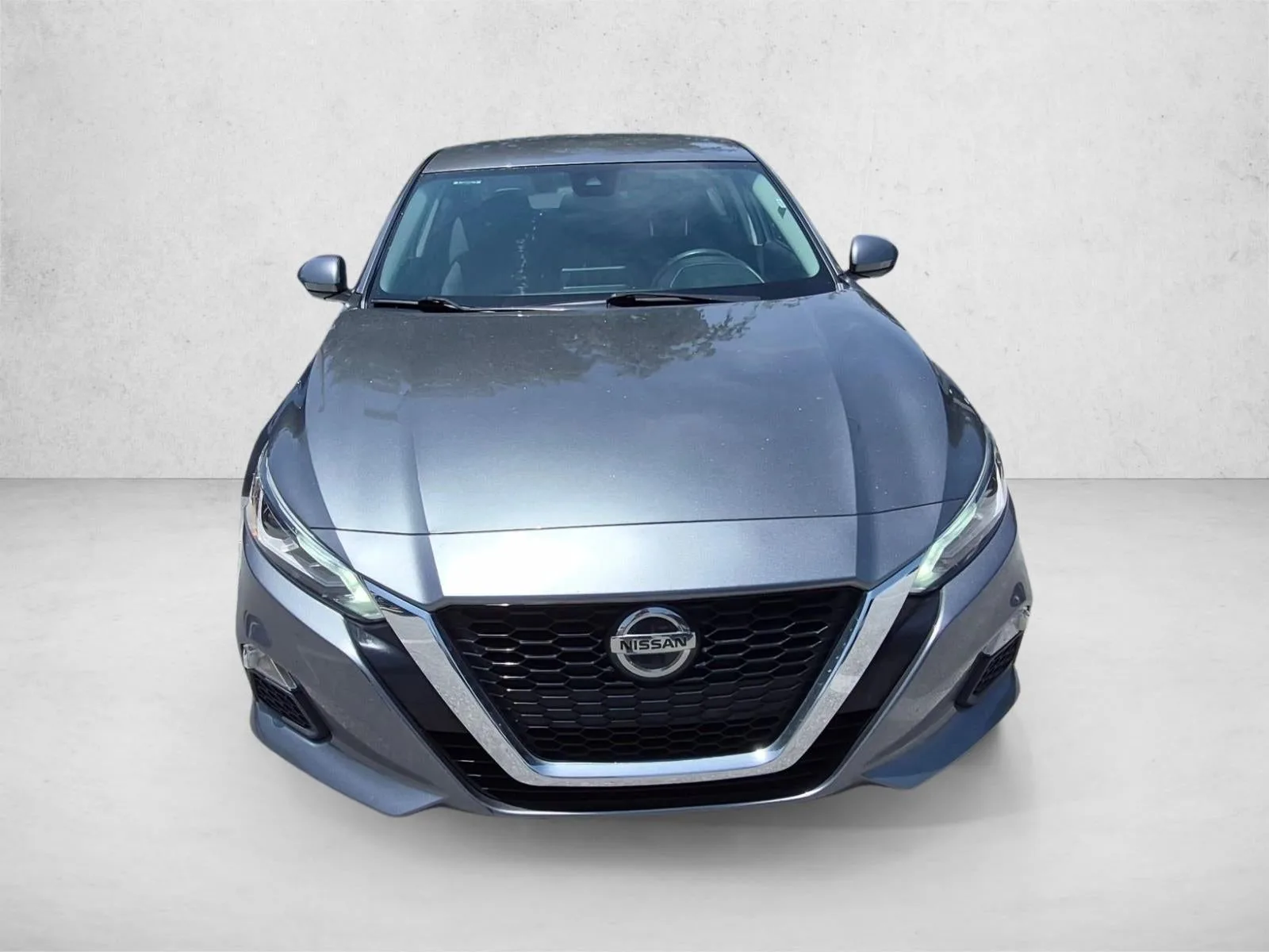 2022 Nissan Altima 2.5 SV Sedan photo 2