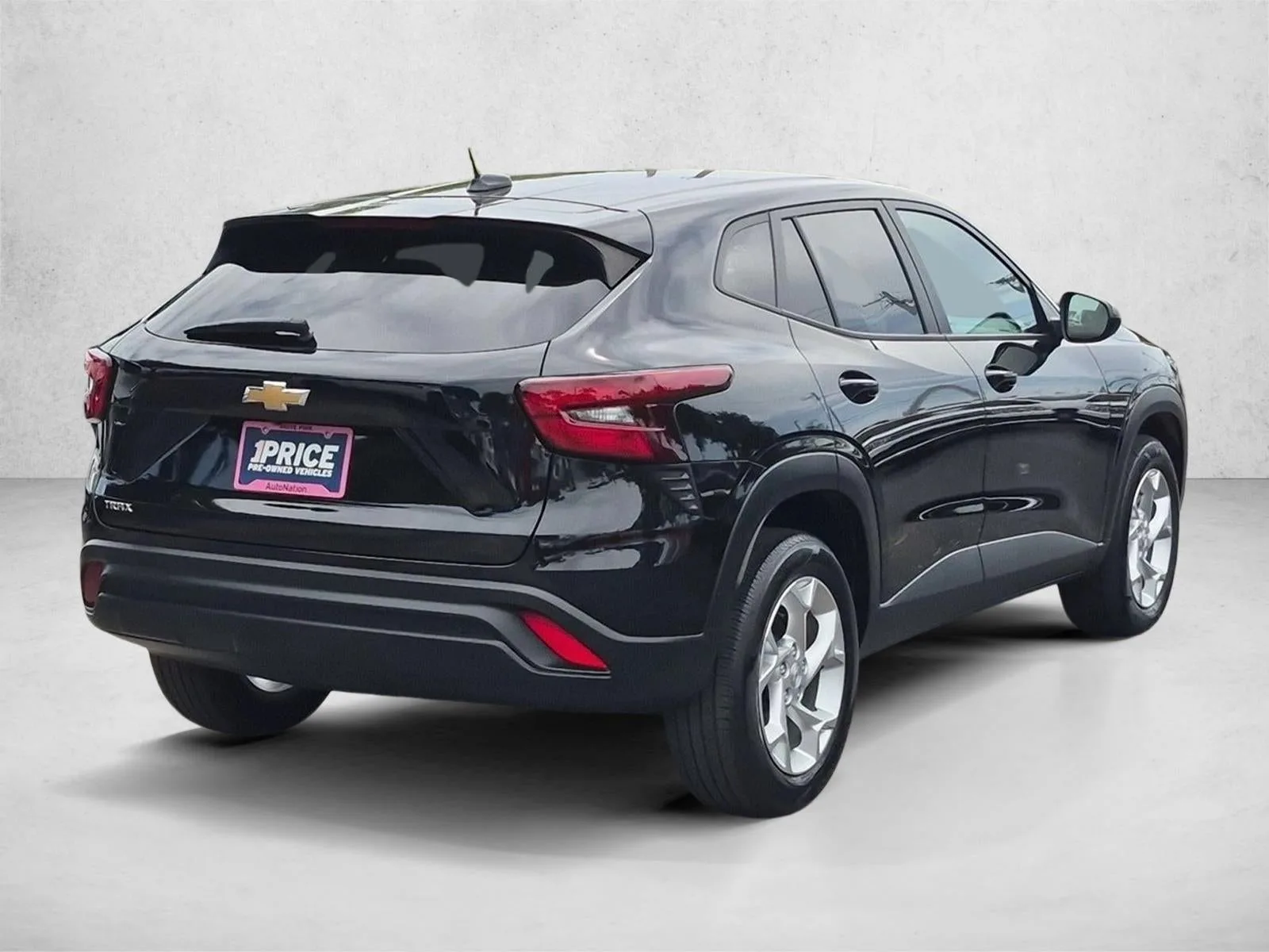 2024 Chevrolet Trax LS photo 5