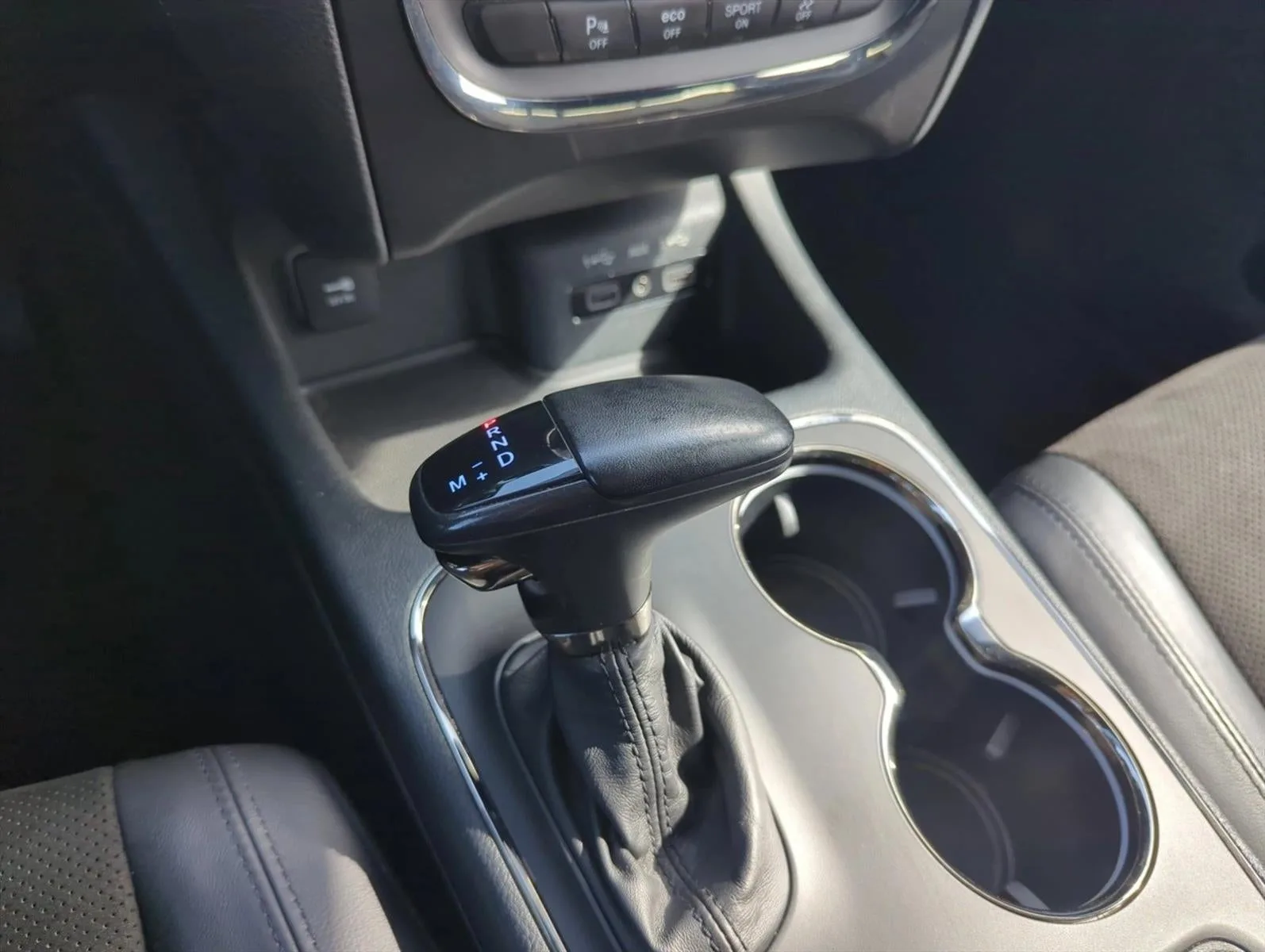 2020 Dodge Durango R/T RWD photo 10