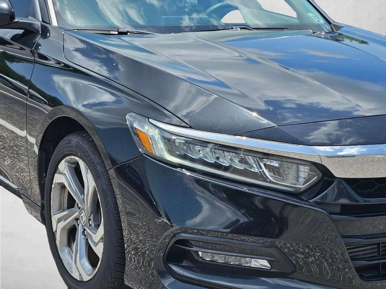 2019 Honda Accord Sedan EX 1.5T CVT photo 4