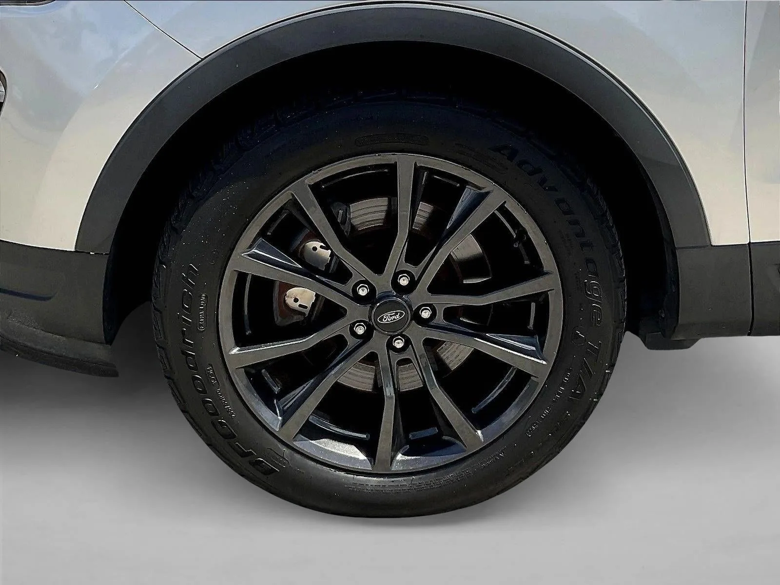 2018 Ford Explorer XLT FWD photo 10