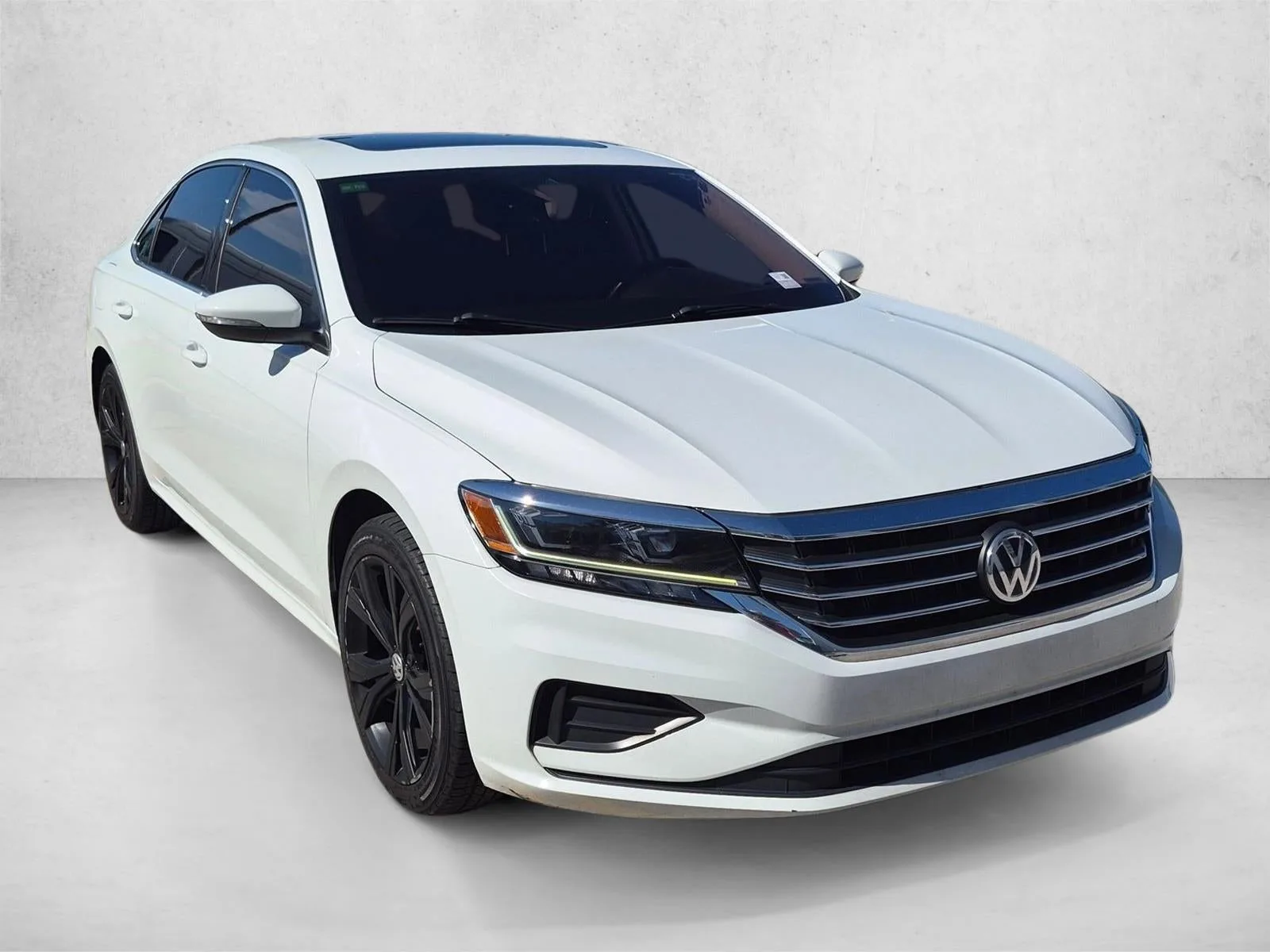 2021 Volkswagen Passat 2.0T SE Auto photo 3
