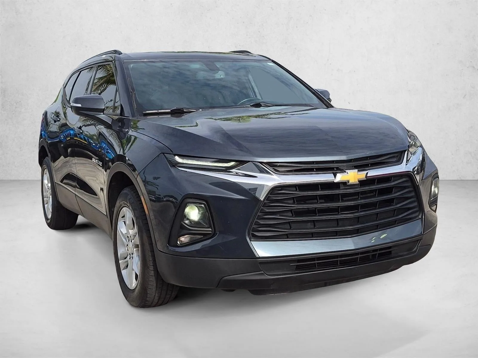 2019 Chevrolet Blazer FWD photo 3
