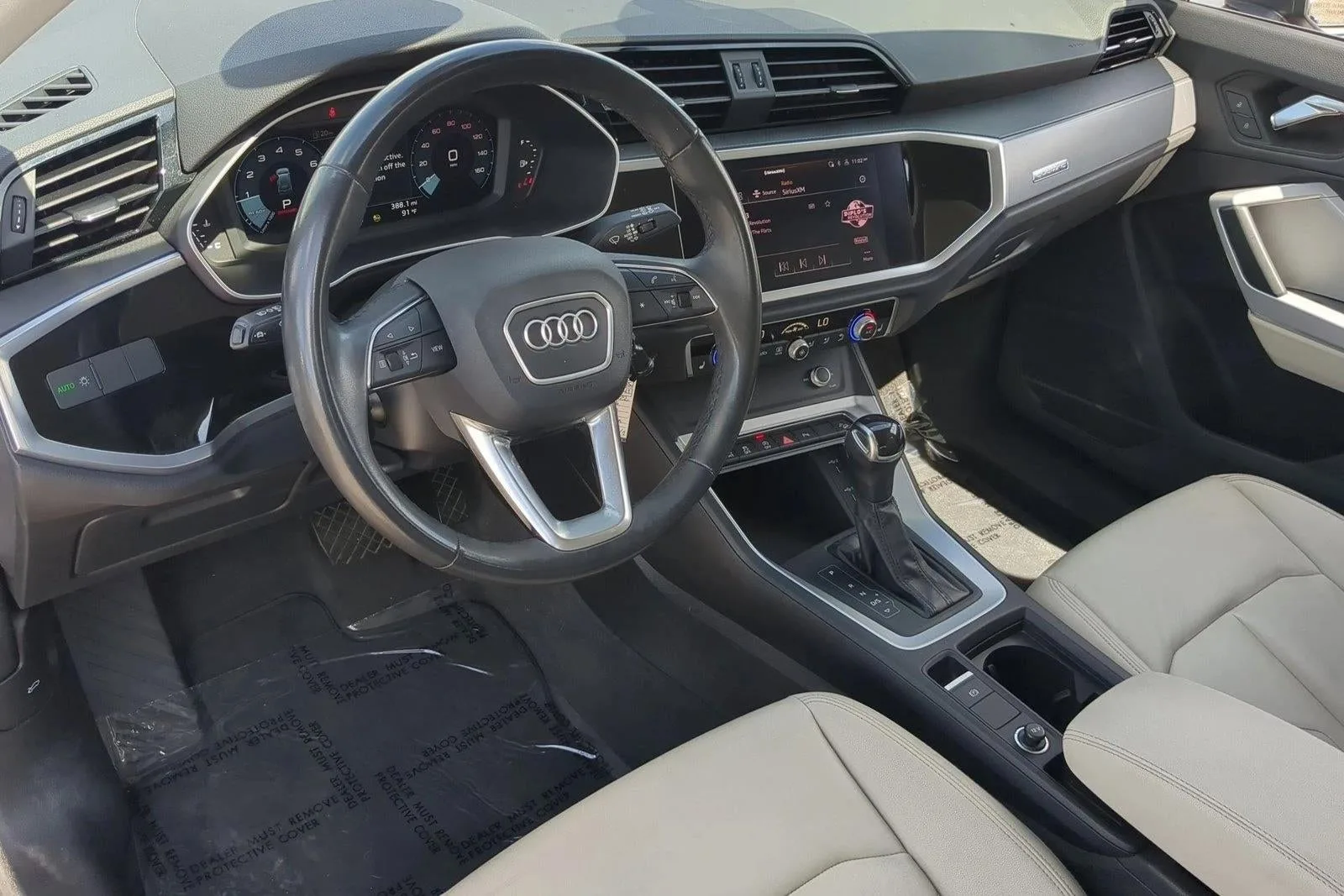 2022 Audi Q3 Premium 40 TFSI quattro photo 10