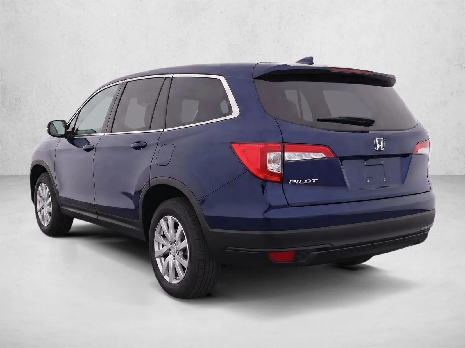 2019 Honda Pilot LX 2WD photo 5