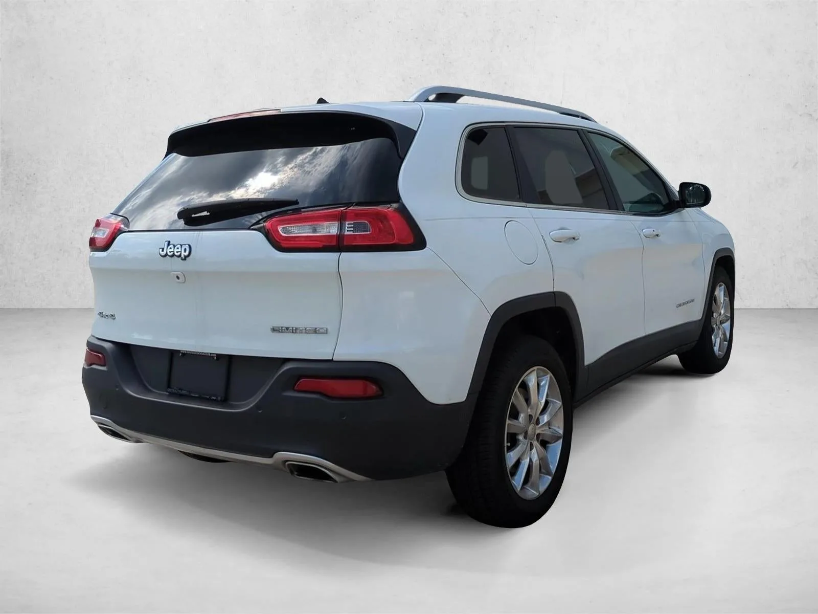 2015 Jeep Cherokee 4WD 4dr Limited photo 5
