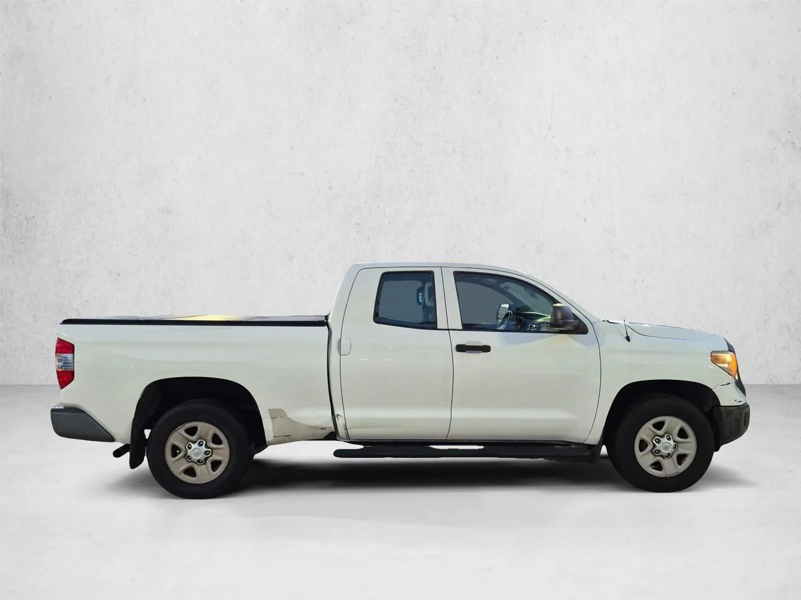 2017 Toyota Tundra 2WD 2WD SR Double Cab 6.5' Bed 4.6L (Natl) photo 4
