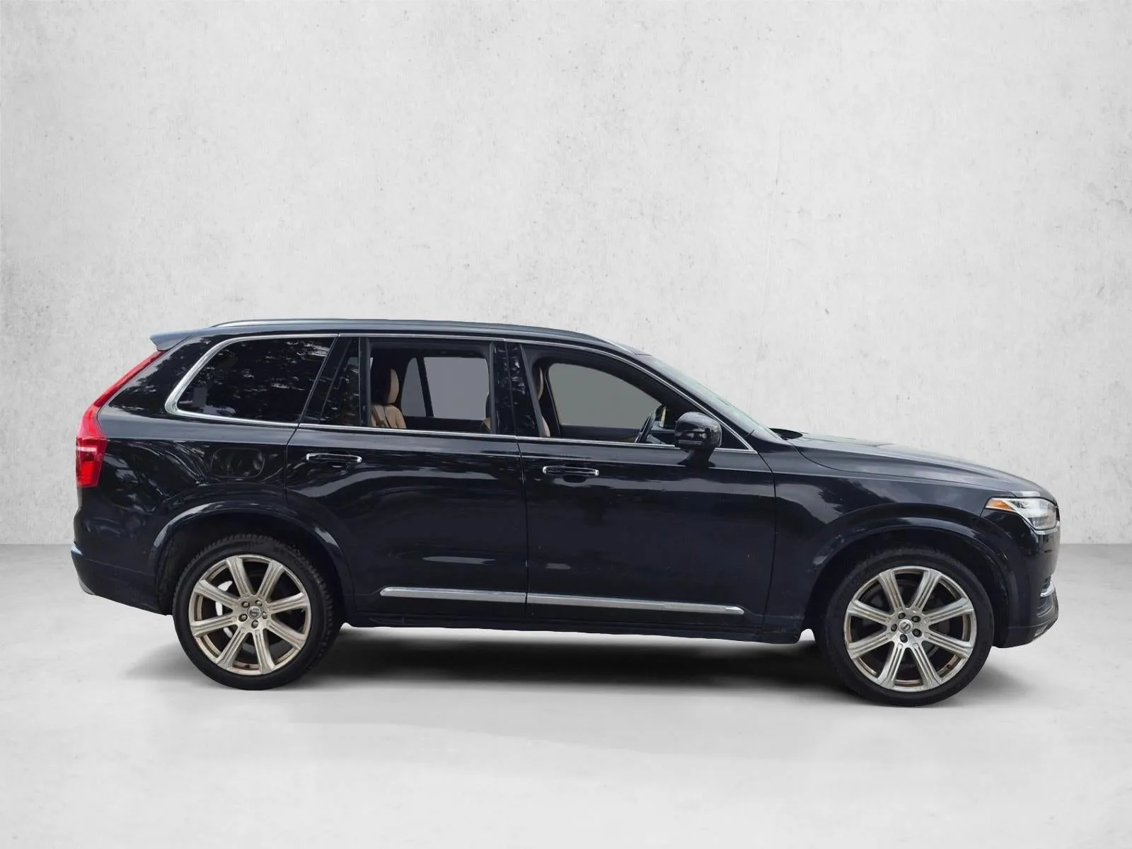 2017 Volvo XC90 Inscription photo 4