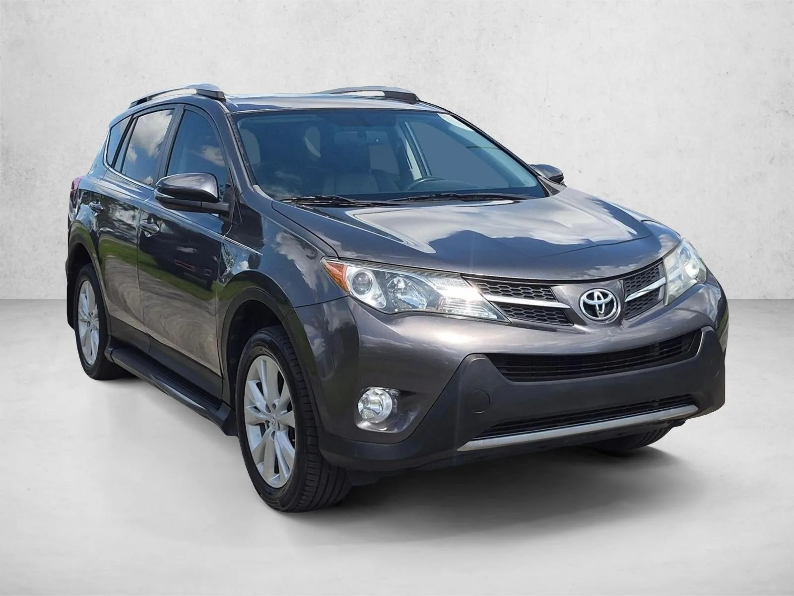 2015 Toyota RAV4 FWD 4dr Limited (Natl) photo 3