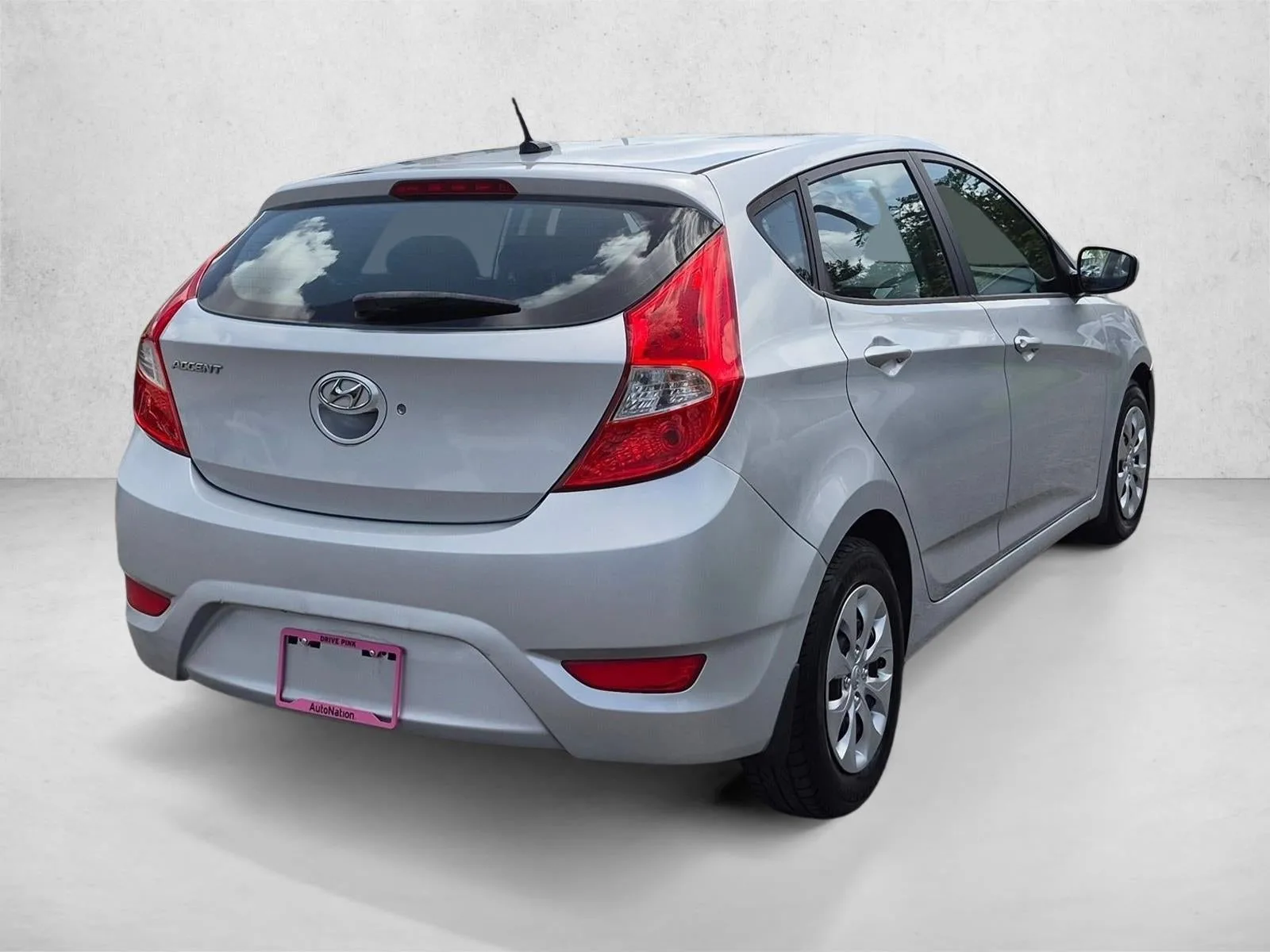 2015 Hyundai ACCENT 5dr HB Auto GS photo 5