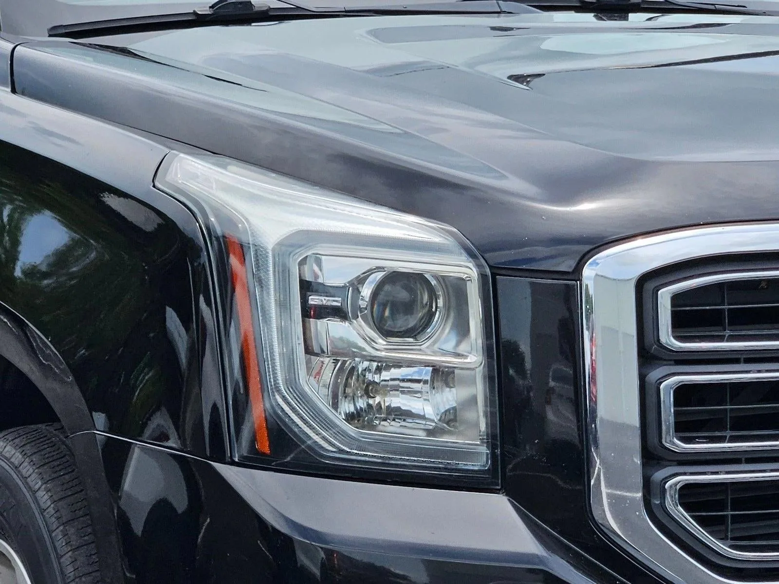 2020 GMC Yukon XL 2WD 4dr SLT photo 5
