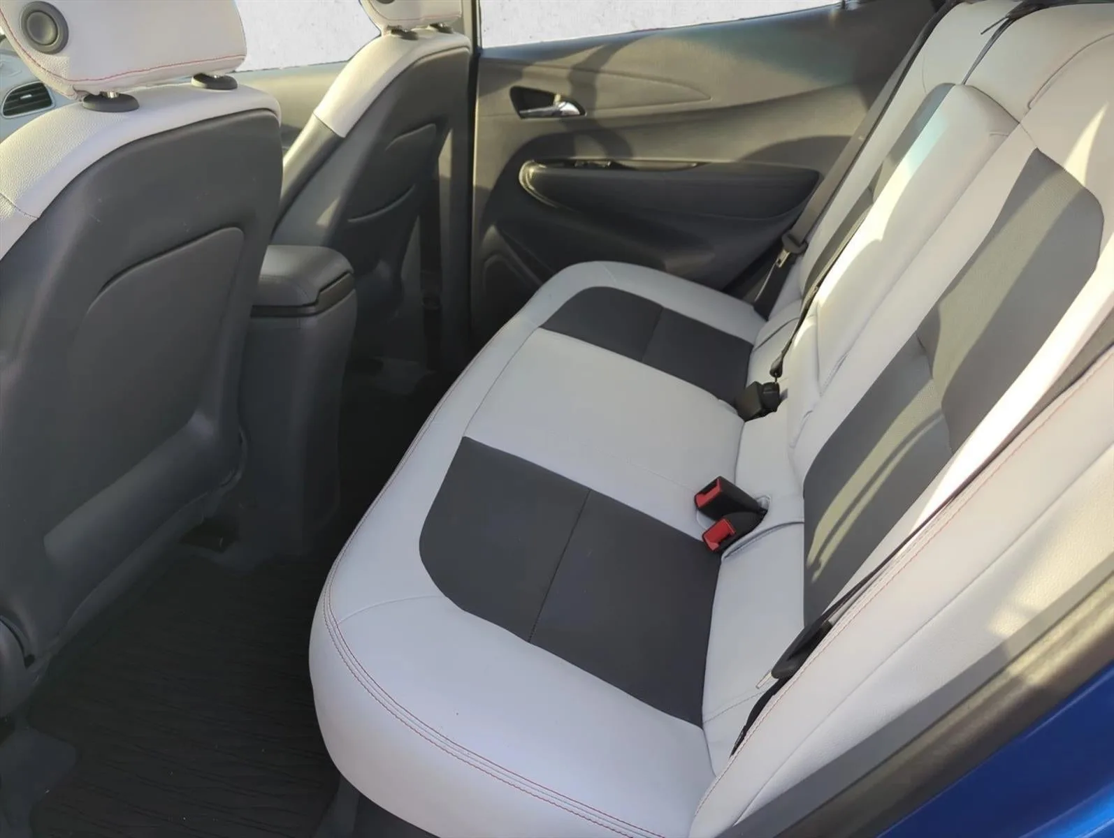 2020 Chevrolet Bolt EV 5dr Wgn Premier photo 9