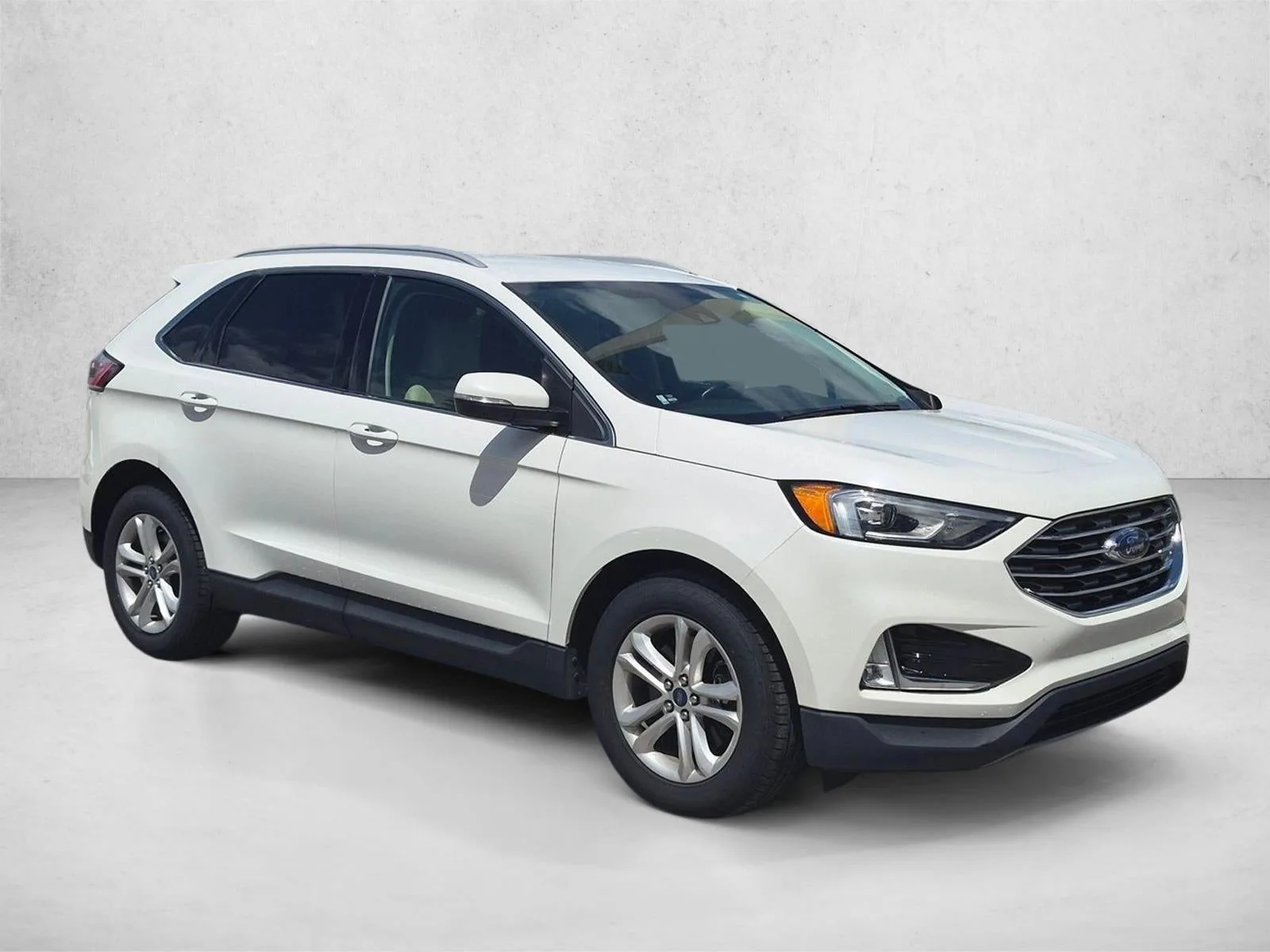 2020 Ford Edge SEL AWD photo 3