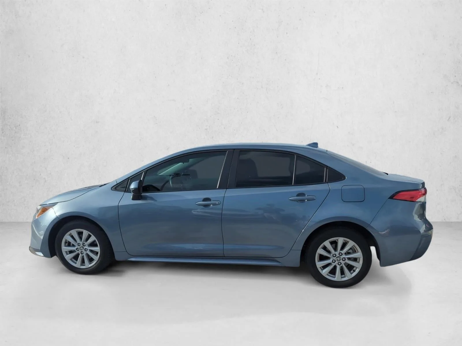 2024 Toyota Corolla LE CVT (Natl) photo 5