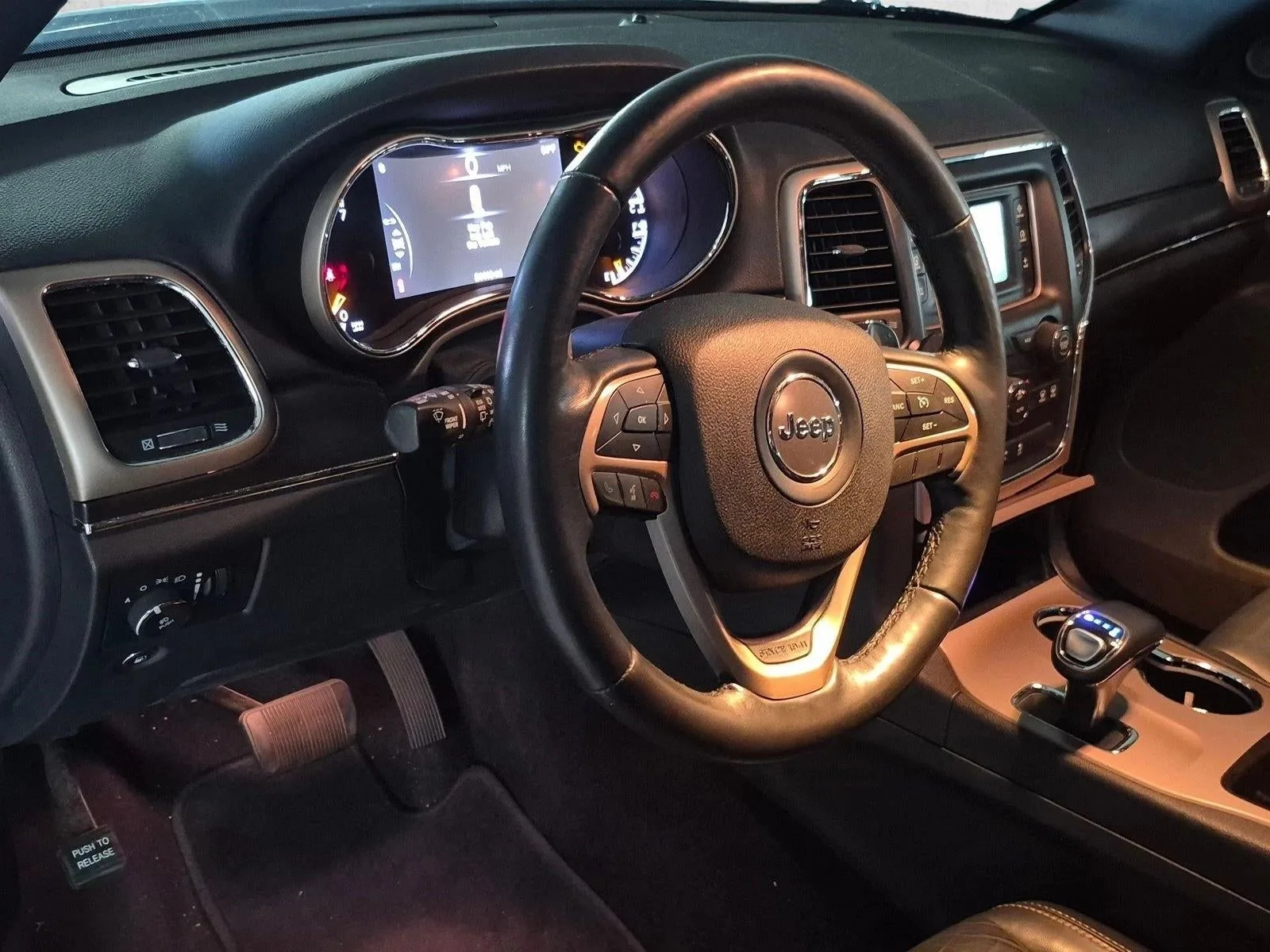 2015 Jeep Grand Cherokee Limited photo 11