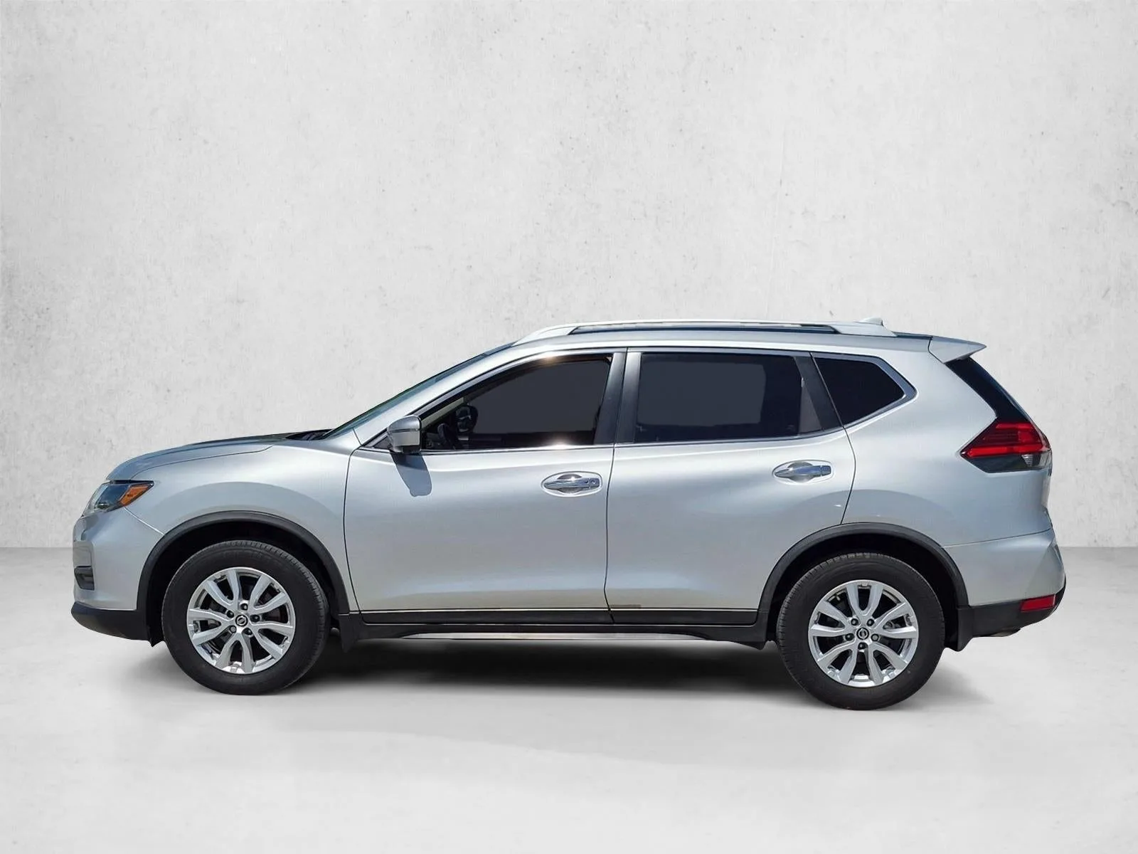 2017 Nissan Rogue 2017.5 FWD SV photo 8