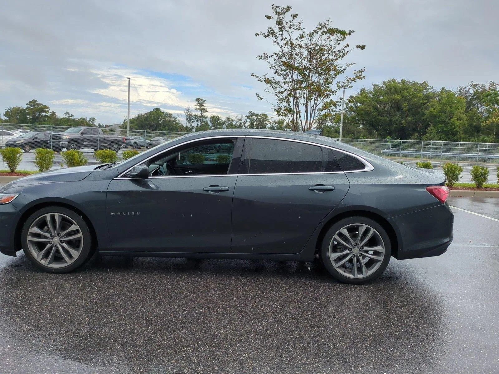 2021 Chevrolet Malibu LT photo 6