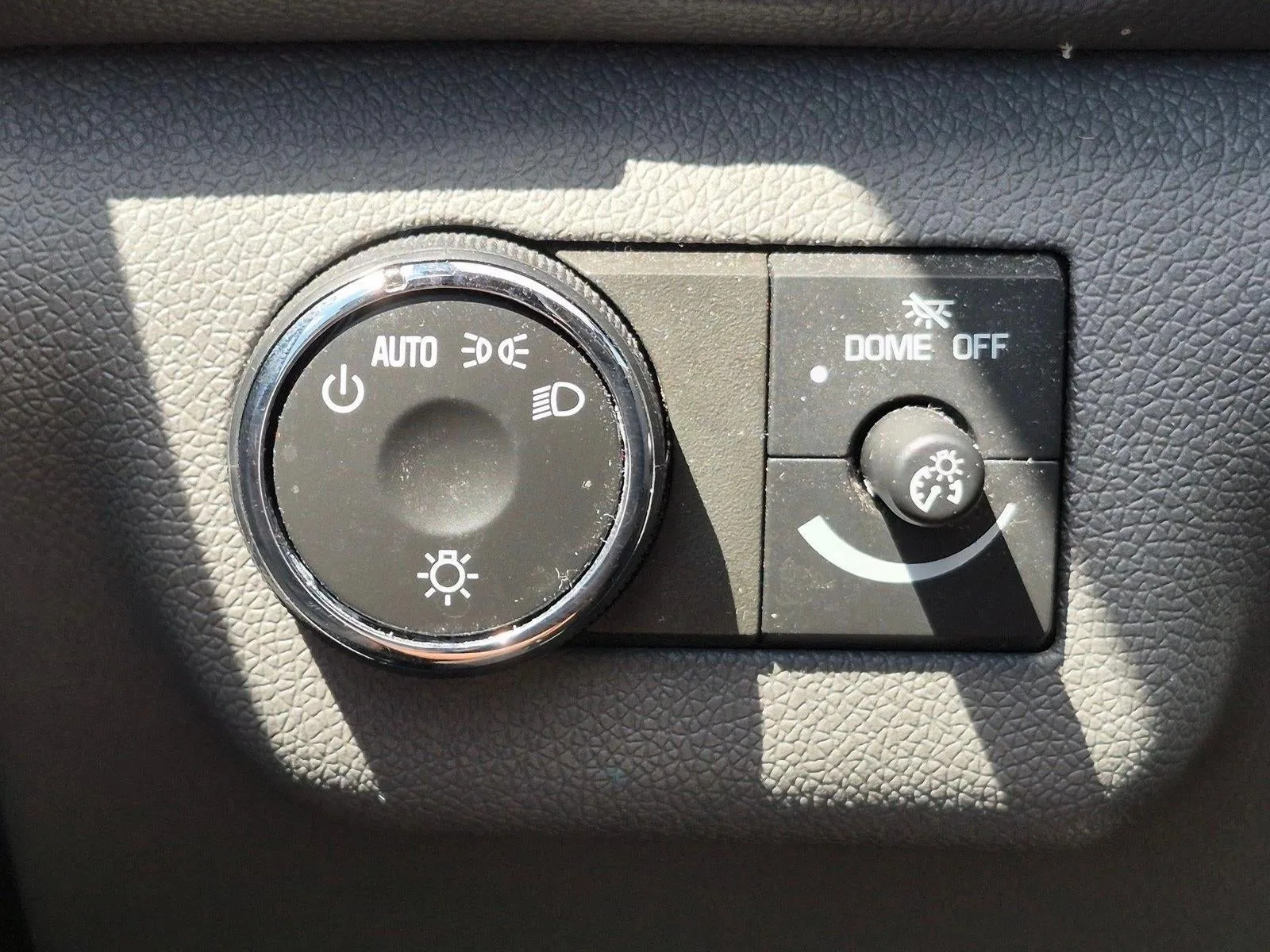 2017 Chevrolet Traverse LS photo 9