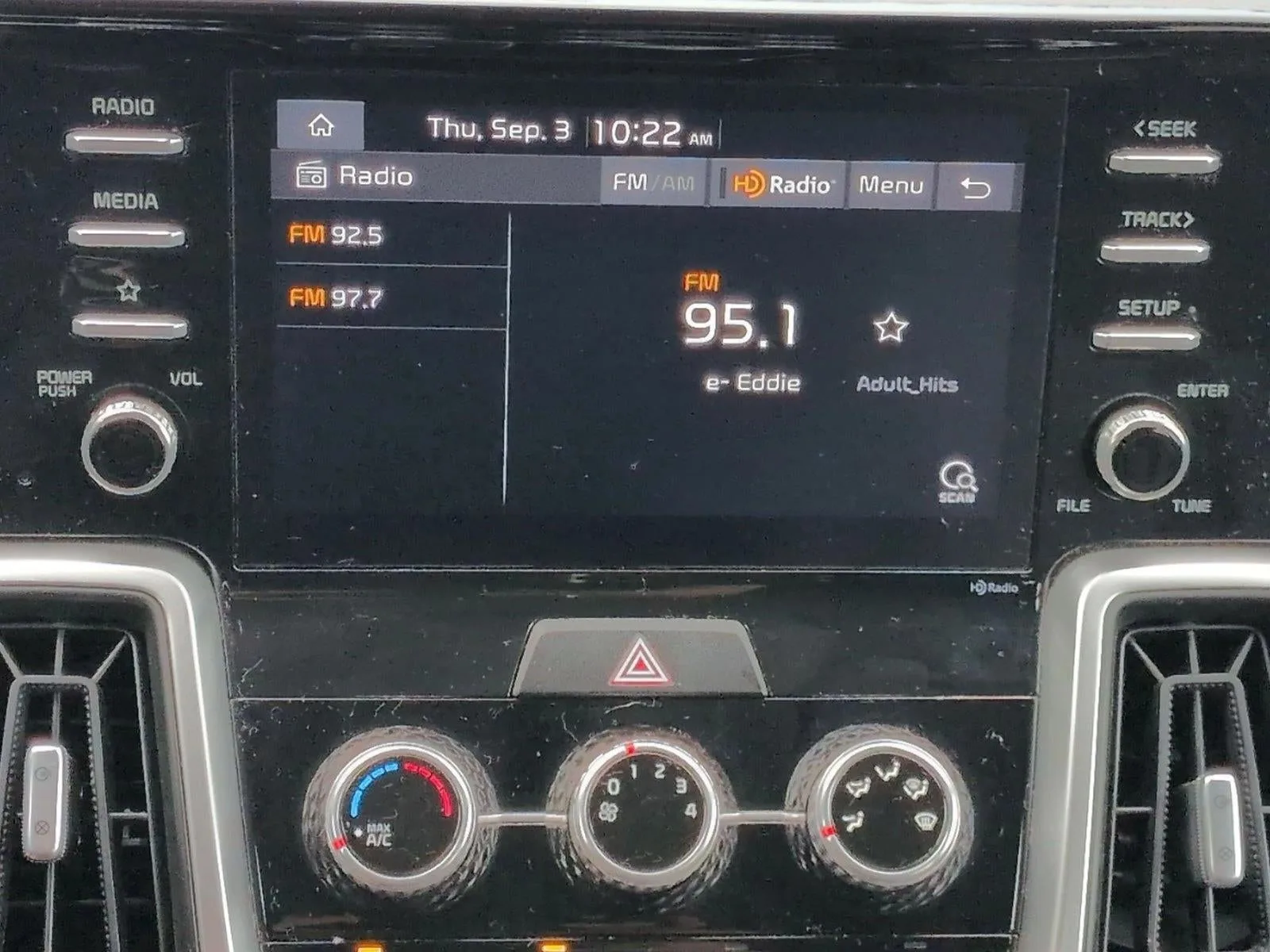 2021 Kia Sorento LX FWD photo 12