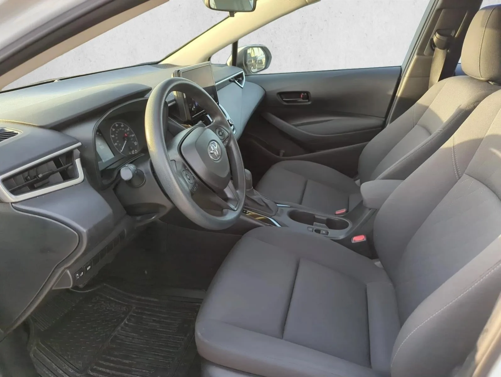 2024 Toyota Corolla LE CVT (Natl) photo 10