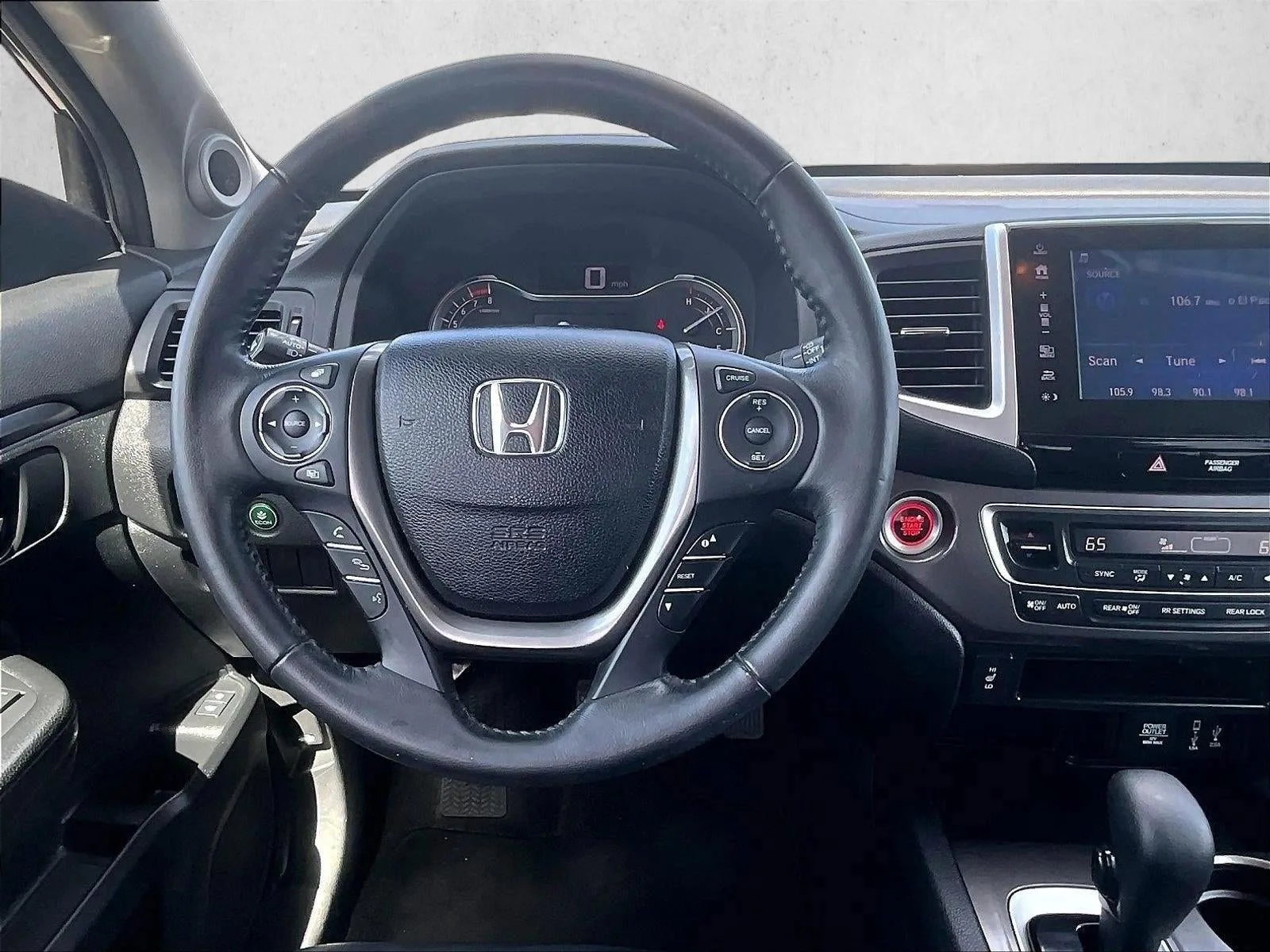 2017 Honda Pilot EX-L photo 7