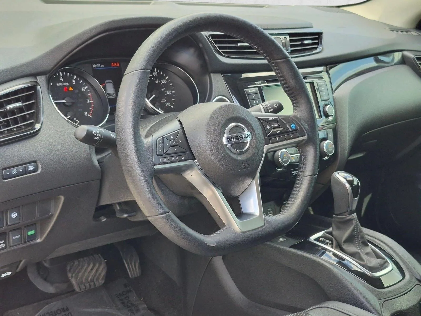 2022 Nissan Rogue Sport AWD SV photo 10