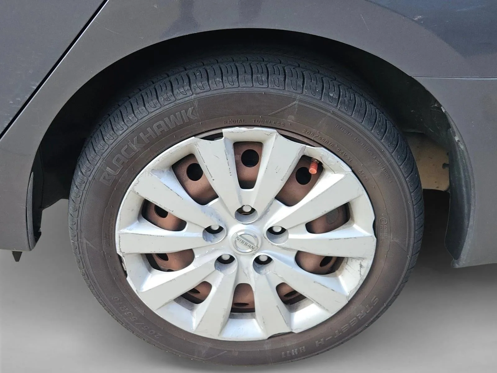 2014 Nissan Sentra 4dr Sdn I4 CVT SV photo 7