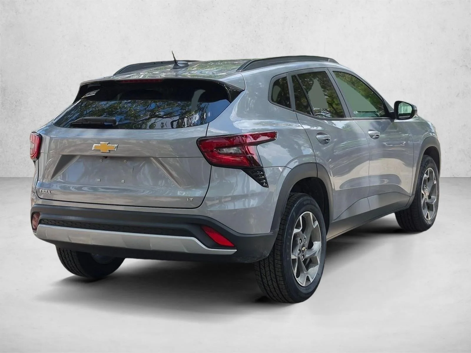 2024 Chevrolet Trax LT photo 4