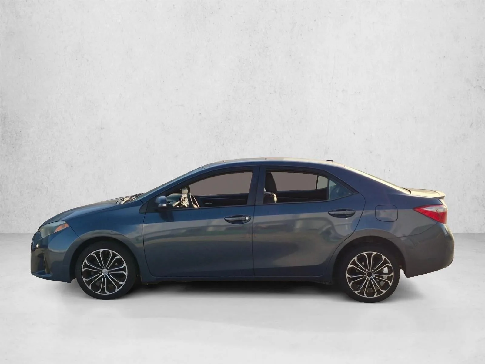 2016 Toyota Corolla 4dr Sdn CVT Auto S Premium (Natl) photo 8